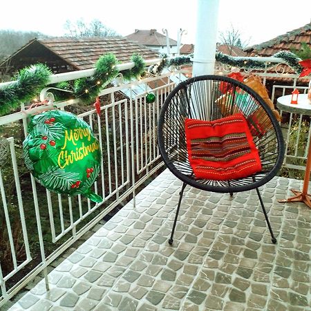 Guest House Emiliya Ovchartsi  Luaran gambar