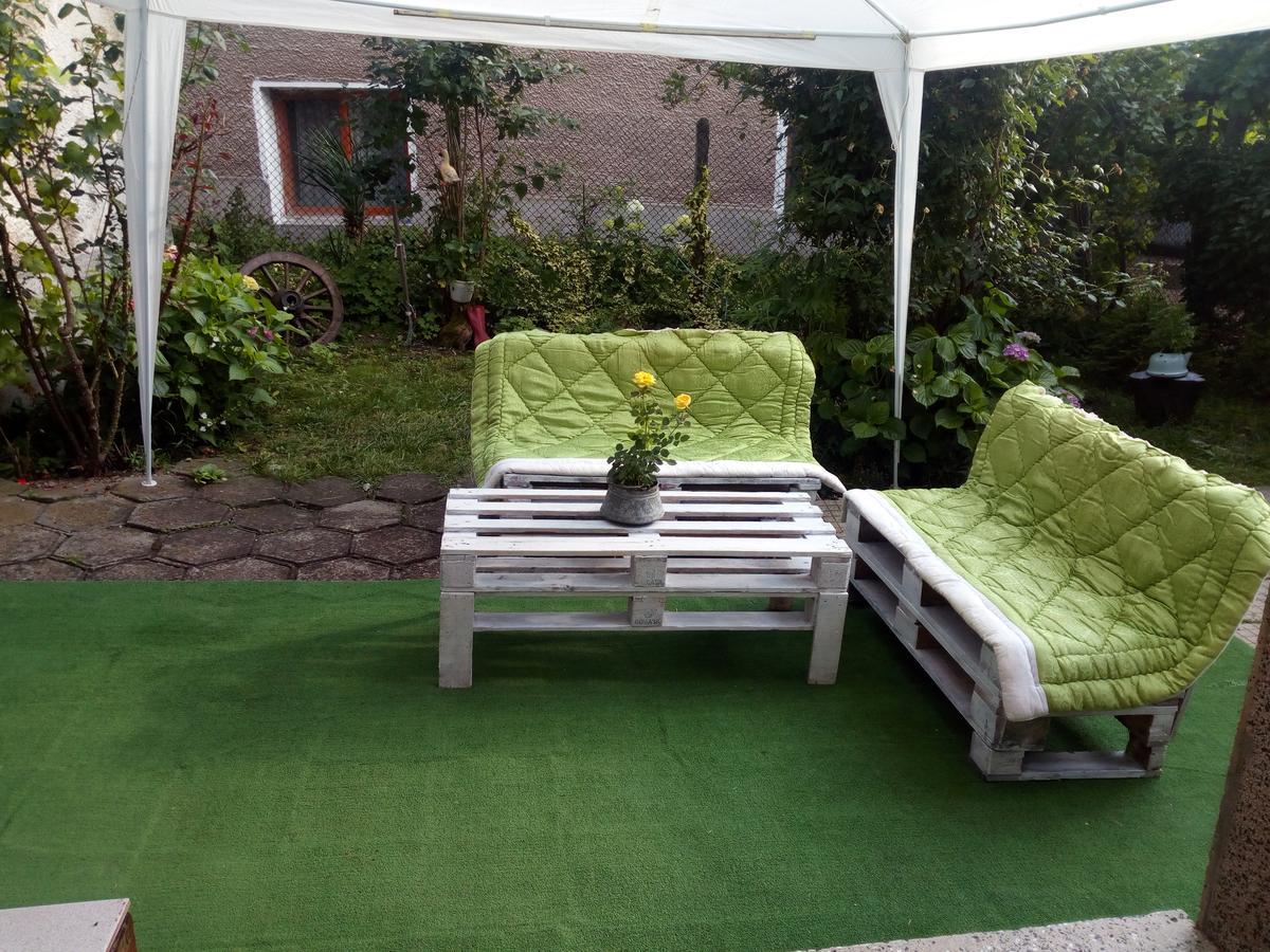 Guest House Emiliya Ovchartsi  Luaran gambar